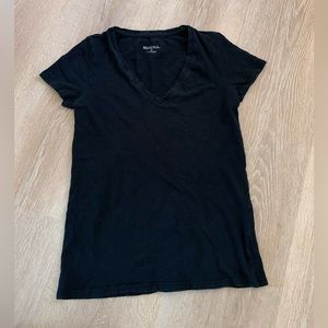 Black v neck t shirt womens xs